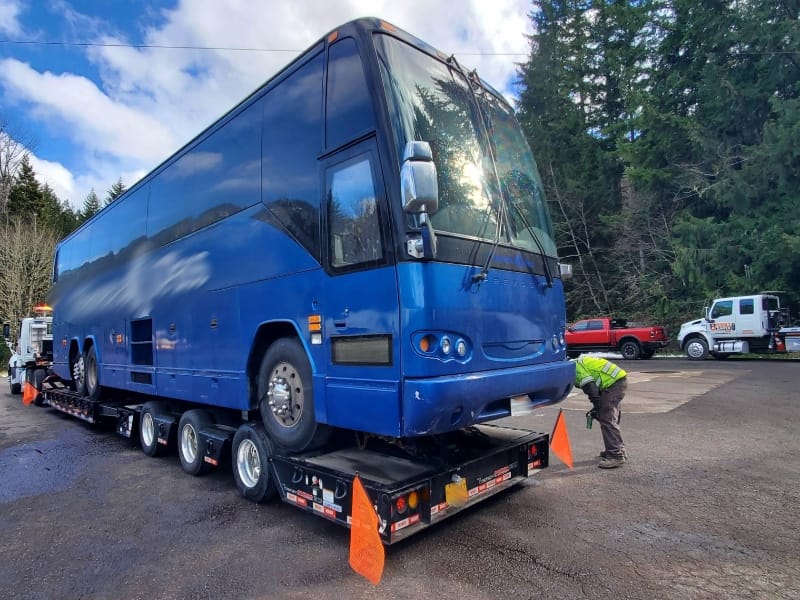 Eugene bus towing